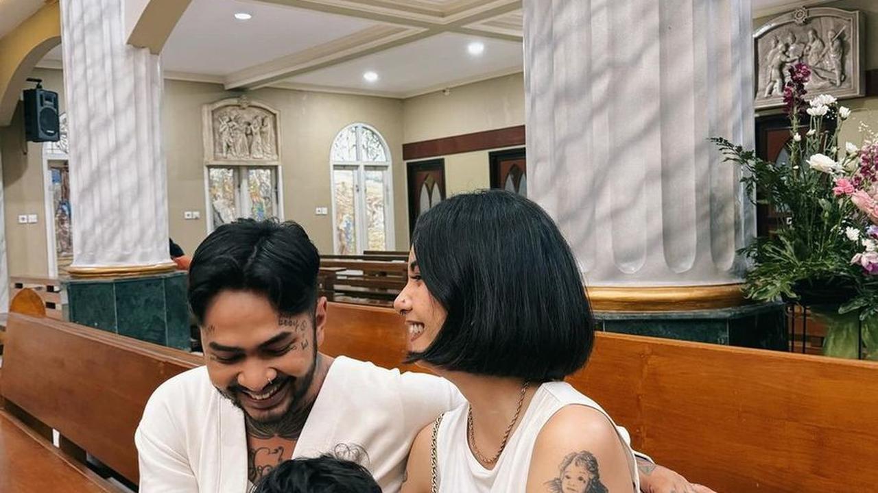 8 Foto Hasil Photoshoot Edisi Ramadan Onadioi Leonardo & Keluarga, Udah Log In?