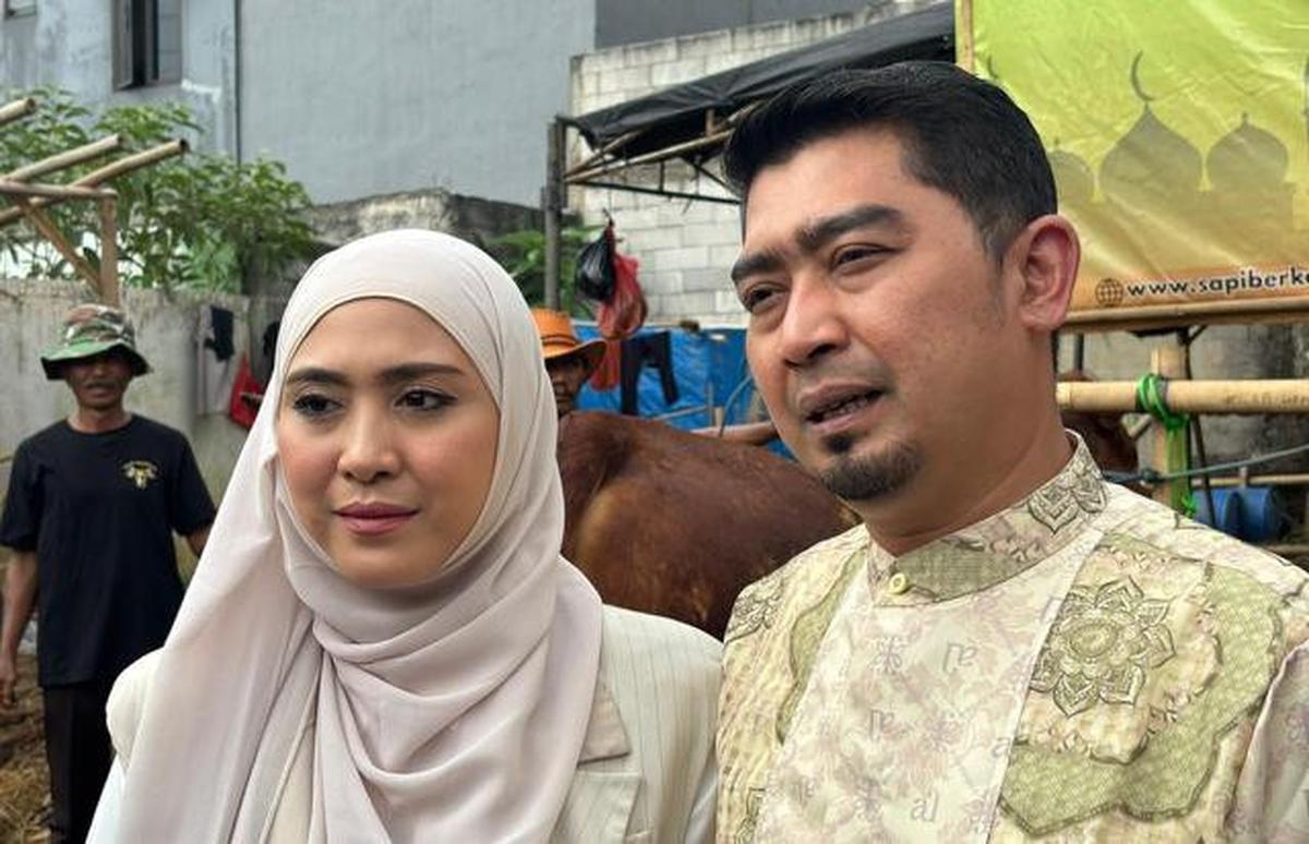 Ustaz Solmed Diterpa Isu Miring dan Fitnah, April Jasmine Pasang Badan Bela Suami