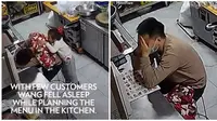 Ketiduran di Dapur saat Kerja, Tangis Pria Ini Pecah Tahu Anaknya Berikan Selimut  (sumber: Instagram/people)