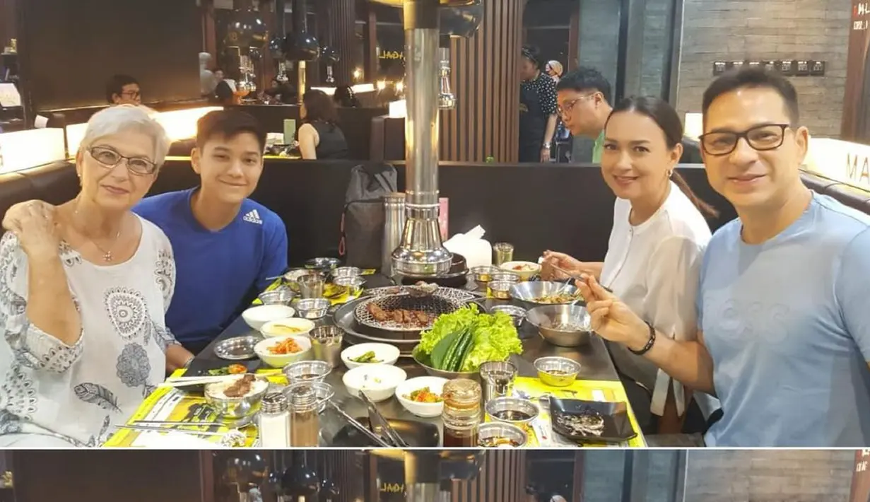 Menikmati kuliner masakan Korea bersama anak-anak dan cucu. Menurutnya, ditempat tinggalnya di Jerman, masakan Korea terdekat di Hannover. "Nikmatin semuanya ya maaaa…nikmatin makan enak, n nikmatin waktu sama anak cucu," tulisnya. [Instagram/irawbw]
