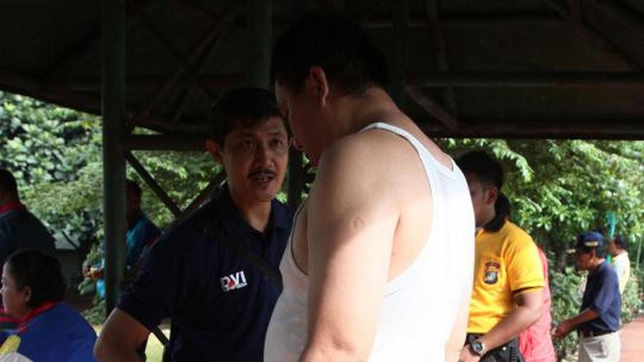 Puluhan Polisi gendut ikuti senam kurus di TMII