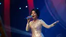 Pedangdut Indonesia Cici Paramida terlihat cantik saat diatas panggung, Jakarta Barat, Jumat (16/5/2014). (Liputan6.com/Miftahul Hayat)