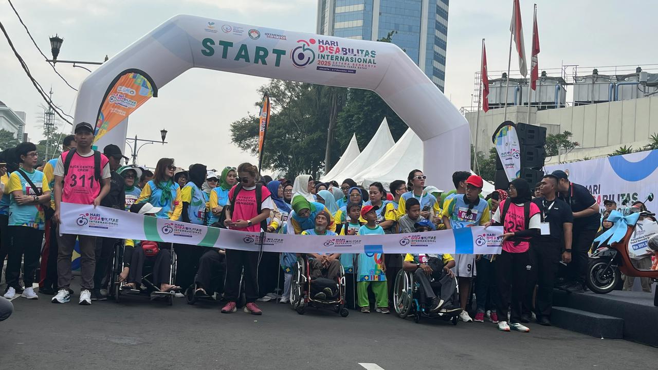 Semangat Inklusif! Wamensos Peringati Hari Disabilitas Internasional Lewat Fun Walk