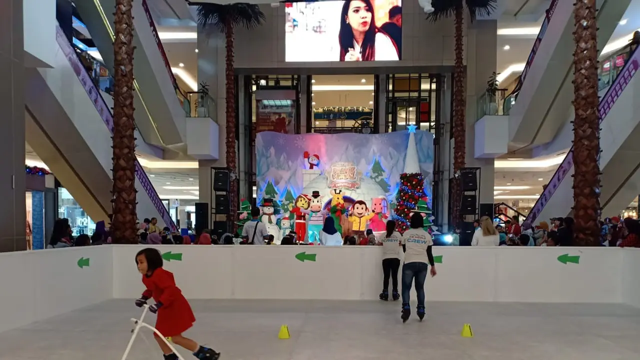 Mengisi Libur Natal dengan Belajar Ice Skating di Tangsel