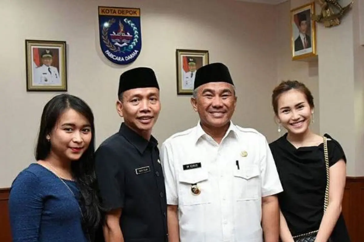 [Bintang] Ayu Ting Ting