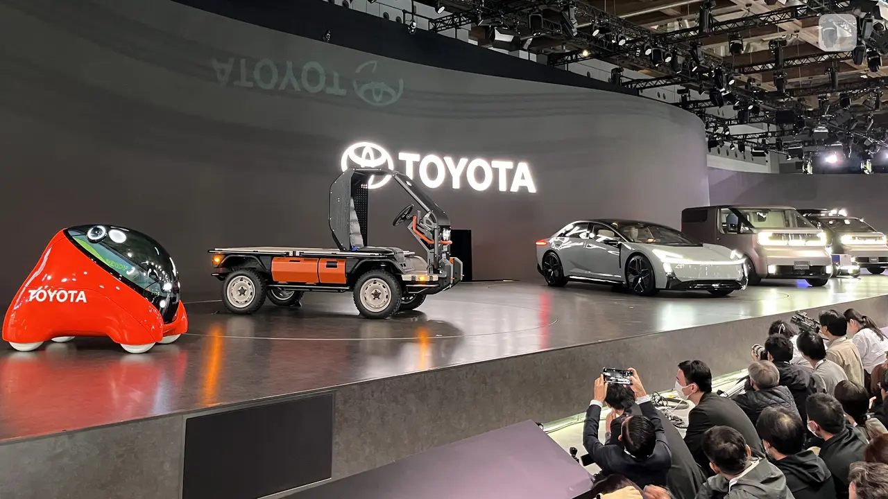 Booth Toyota di ajang Japan Mobility Show 2025