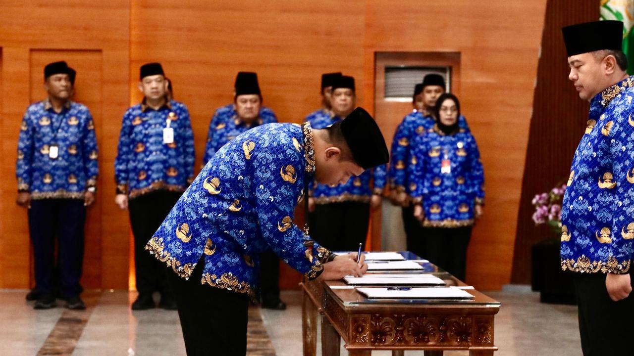 Lantik 1.256 PPPK & 47 Pejabat Fungsional, Sekjen Kemendagri Tegaskan Budaya Tanggung Jawab dalam Bekerja