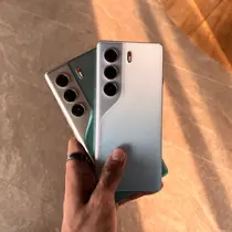 Tecno Camon 40 Pro 5G. Liputan6.com/Reanthonio Oktovier Sinanu