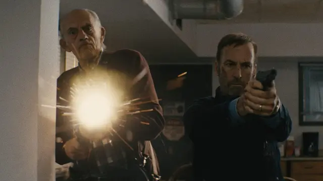 David Mansell dalam Nobody diperankan Christopher Lloyd. (Foto: Dok. Universal Pictures/ Perfect World)