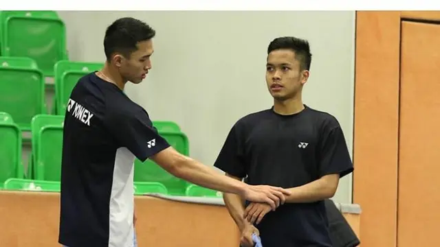 Anthony Sinisuka Ginting dan Jonatan Christie