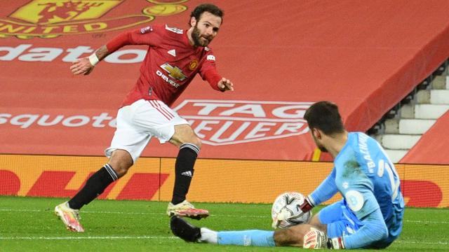 FOTO: 5 Pemain Tertua di Manchester United Musim Ini, termasuk Nemanja Matic dan Edinson Cavani - Juan Mata