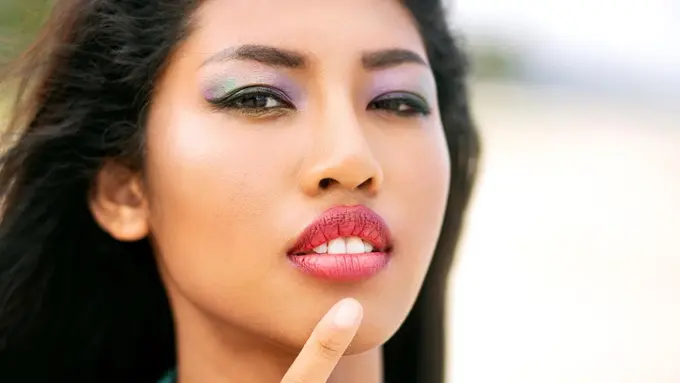 Rekomendasi warna lipstik untuk Kulit Gelap (Foto/Sumber: Freepik)
