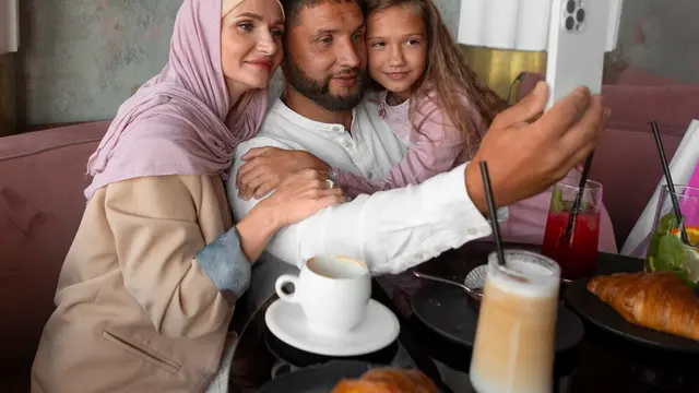 7 Ide Foto Keluarga yang Instagramable Saat Lebaran/freepik.com