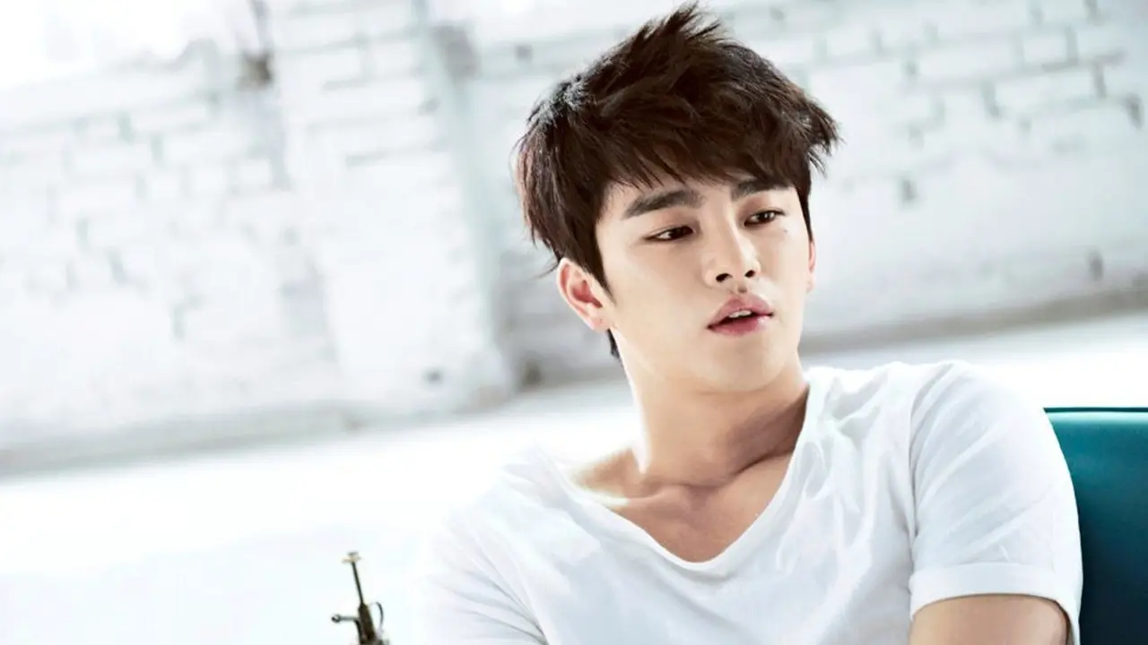 Seo In Guk 