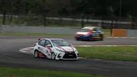Demas Agil dengan Toyota Yaris GR Sport tampil impresif di Kejurnas ITCR Max Seri Keempat (TGRI)