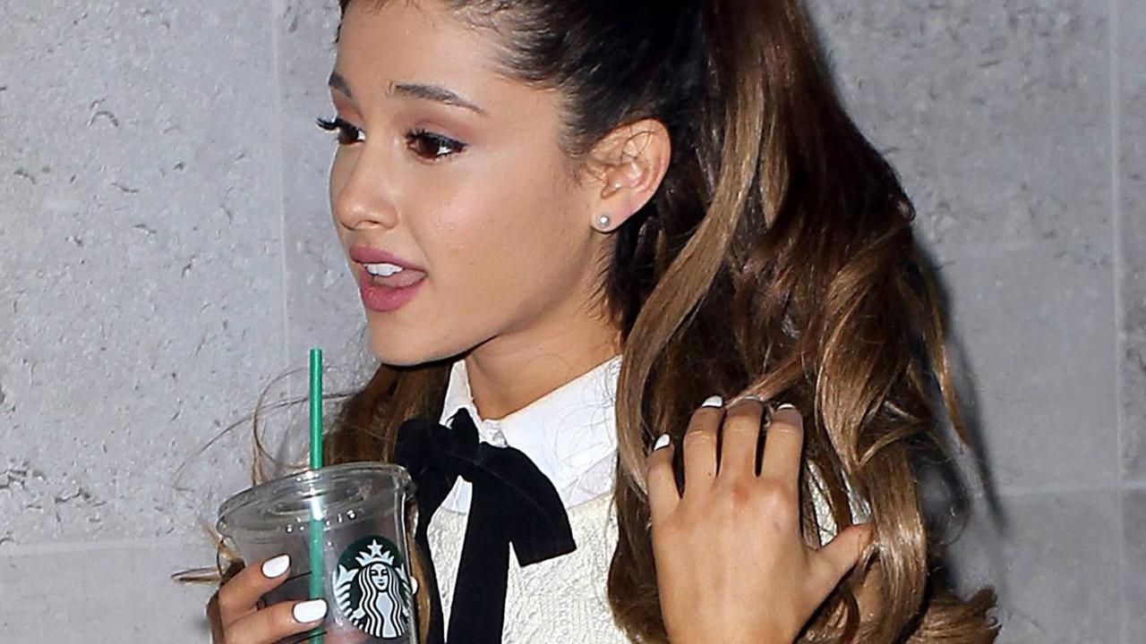 Starbucks x Ariana Grande (2019)