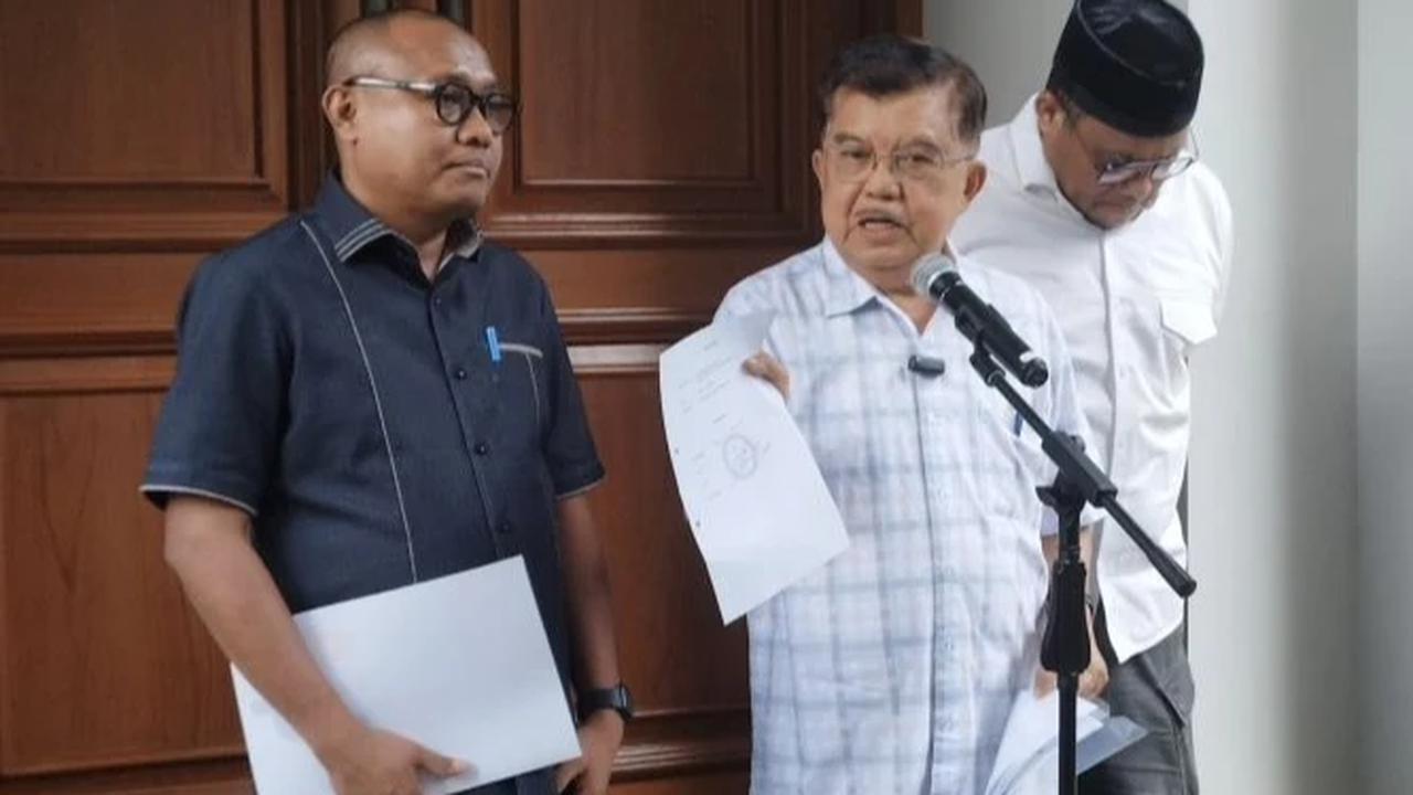 Jusuf Kalla Bantah Tegas Tudingan Danai Isu Ijazah Jokowi, Siap Lapor Bareskrim