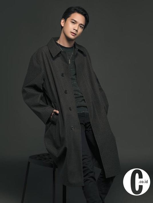 Selain menjadi aktor, Baskara juga merupakan model dan telah banyak melakukan pemotretan dengan brand-brand ternama. (Liputan6.com/IG/@baskaramahendra)