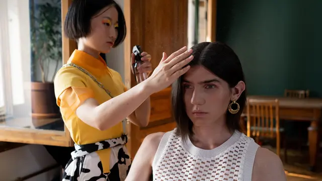 Tips Mendapatkan Hasil Hair Gloss yang Maksimal Tanpa Mengabaikan Kesehatan Rambut
