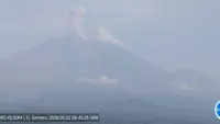 Gunung Semeru Erupsi Dua Kali Hari ini, Waspada Potensi Lahar Dingin