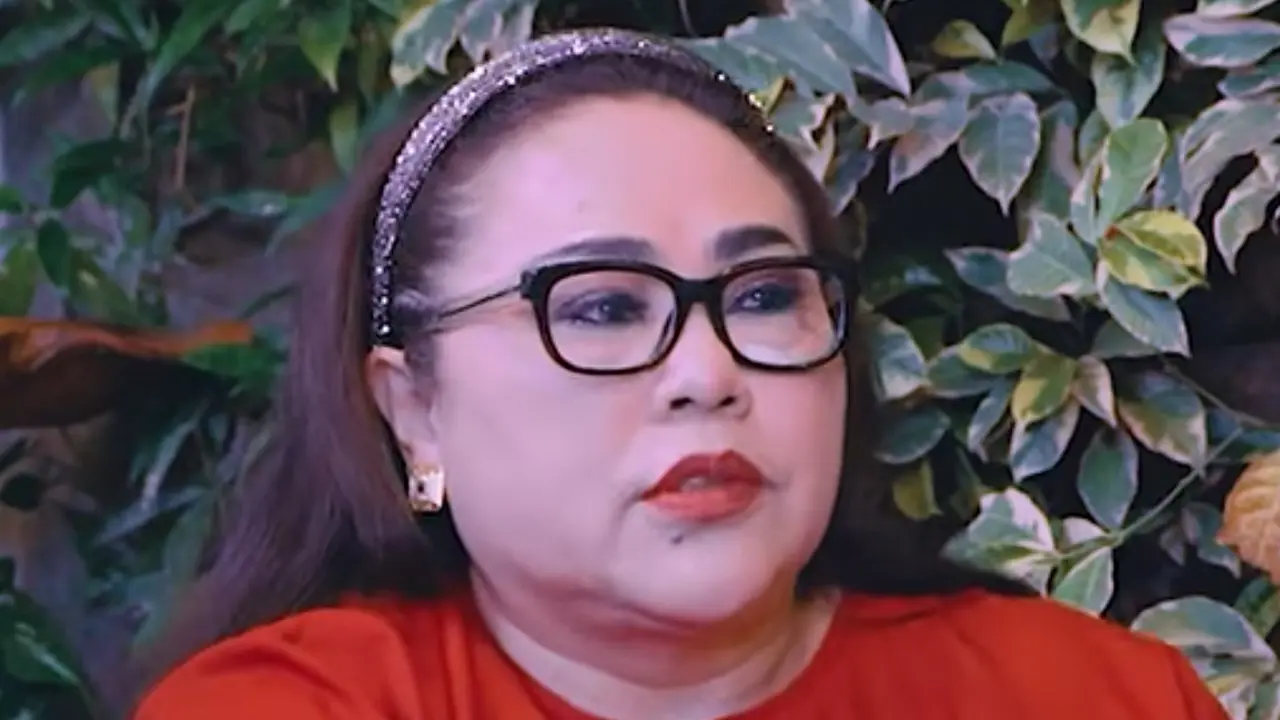 Nunung Srimulat. (Foto: Dok. YouTube Curhat Bang Denny Sumargo)