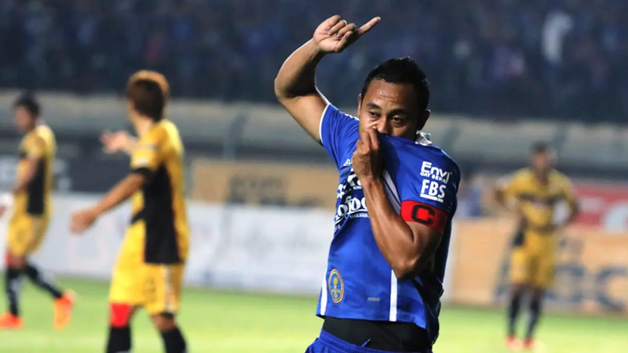 Babak I: Empat Gol Terjadi, Persib Unggul 3-1 Atas Mitra Kukar