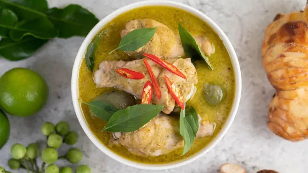 12 Rekomendasi Tempat Makan Enak di Dekat Stasiun Solo Balapan