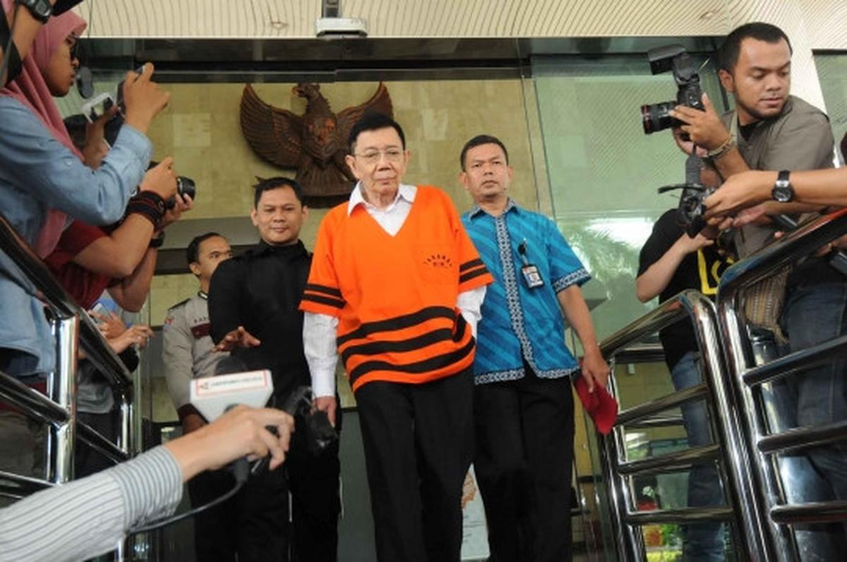 Usai diperiksa KPK, Bos PT Traya Tirta Makassar ini bergaya santai