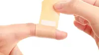 Kenapa Bisa Berdarah Saat Tersayat Kertas?
