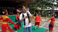 Hariyanto Boejl saat konser Merawat Indonesia di Taman Mini Indonesia Indah (TMII)