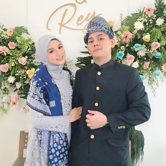 Segera Menikah, Ini 6 Momen Manis Arsyadan Kakak Dinda Hauw dan Kekasih