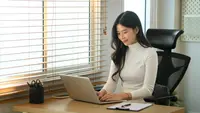 Duduk Nggak Pegel Lagi Pakai Kursi Ergonomis yang Nyaman, Ini Rekomendasinya!