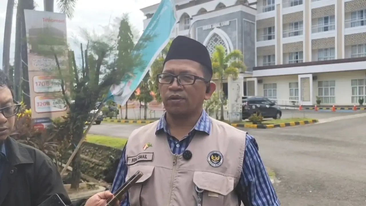 Ketua Petugas Penyelenggara Ibadah Haji Embarkasi Makassar, Ikbal Ismail. (Liputan6.com/Fauzan)