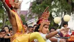 Citizen6, Banda Aceh: Penari dari Sri Lanka tampil di hadapan ratusan warga Aceh di Taman Sari Banda Aceh, Senin (25/7). Acara itu merupakan bagian dari paket kegiatan Aceh International Folklore yang digelar 23-25 Juli 2011 dan  27-28 Juli 2011 di Sabang