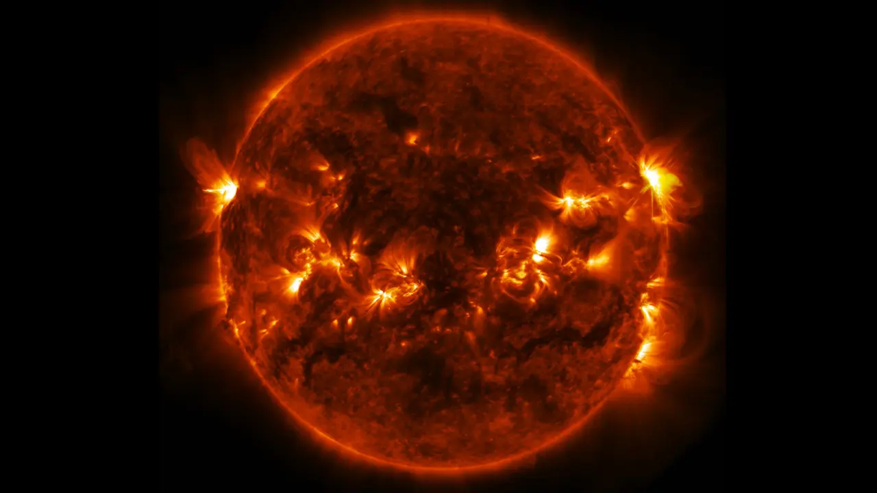 Penampakan solar flare di Matahari