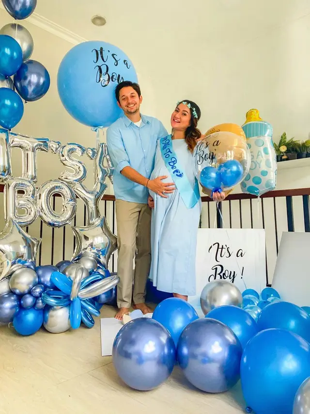 Momen Andrew Andika Ungkap Jenis Kelamin Anak Pertama. (Sumber: Instagram/andrewandika dan Instagram/tengkudewiputri_tdp)