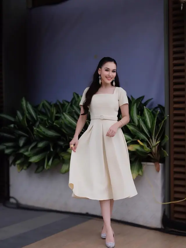 Ayu Ting Ting Berhasil Masuk Daftar 100 Wanita Tercantik di Dunia 2024, Kalahkan Bella Hadid