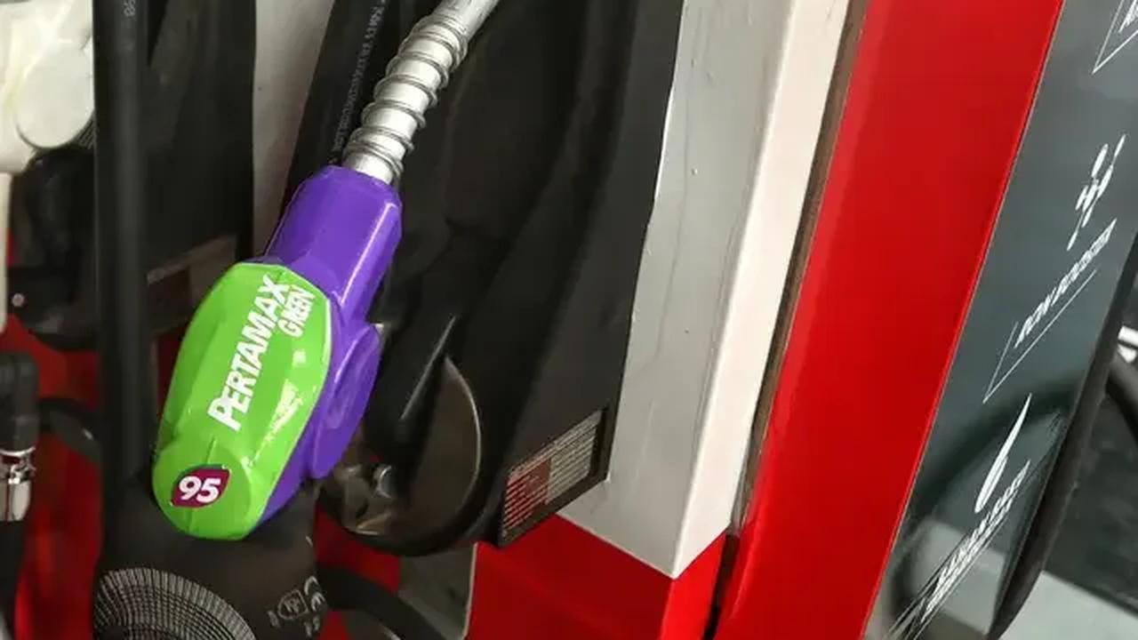 Untuk komponen harga yang diatur Pemerintah mengalami inflasi tahunan sebesar 8,42 persen. Komponen ini memberikan andil sebesar 1,51 persen.