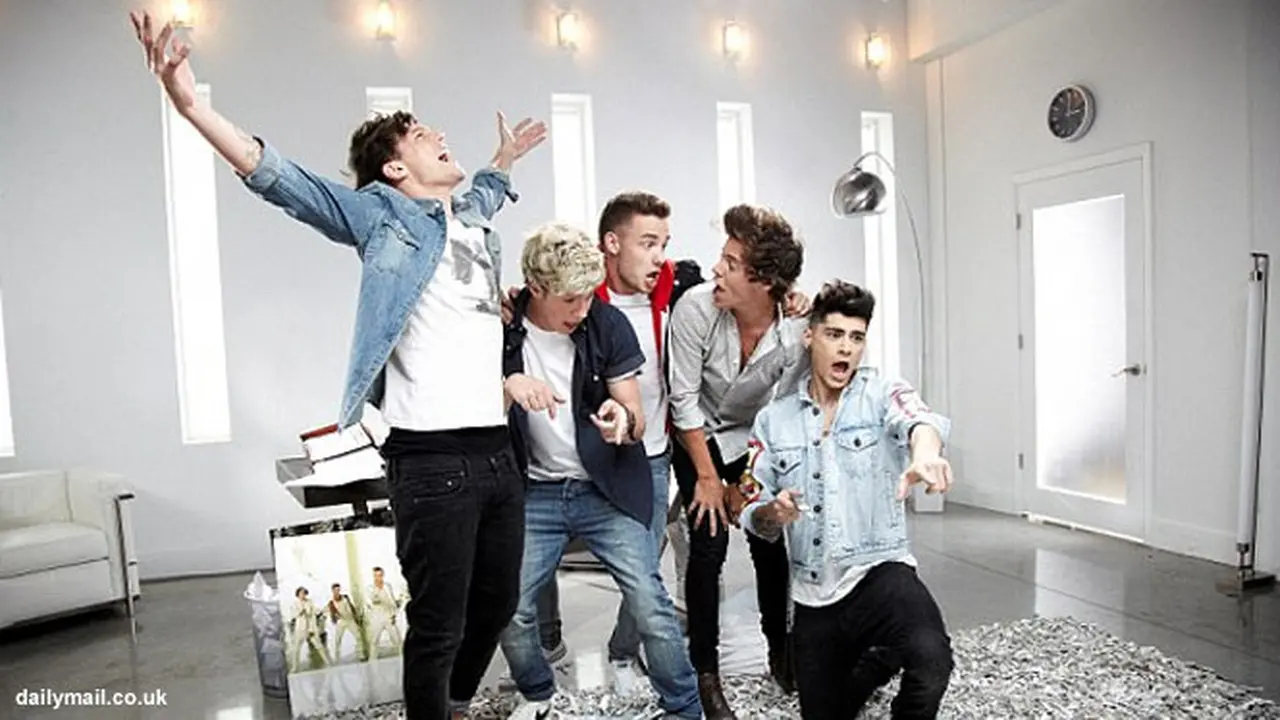 one-direction-130719c.jpg