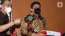 <p>Tersangka kasus pembunuhan berencana Ferdy Sambo bersiap untuk jalani sidang di Pengadilan Negeri Jakarta Selatan, Senin (17/10/2022). Ferdy Sambo bersama tiga tersangka lainnya akan menjalani sidang perdana kasus pembunuhan berencana terhadap Brigiadir J.(Liputan6.com/Herman Zakharia)</p>