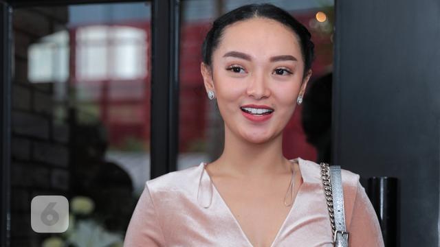 [Bintang] Ingin Cepat Menikah, Seperti Ini Pria Idaman Zaskia Gotik