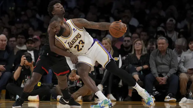 LeBron James memimpin Lakers mengalahkan Rockets di lanjutan NBA 2023/2024