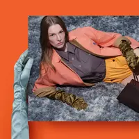 Mengusung tajuk Image of an Image, kampanye ini mengeksplorasi bagaimana gambar bekerja di era digital: bagaimana kita melihat, dilihat, mengagumi, hingga menginginkan. Prada tidak hanya menampilkan busana, tetapi juga mengajak audiens menyadari proses di balik citra itu sendiri.