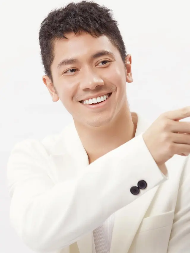 Emir Mahira bintang film Garuda di Dadaku kini telah dewasa (Foto: Instagram @mahiraemir)