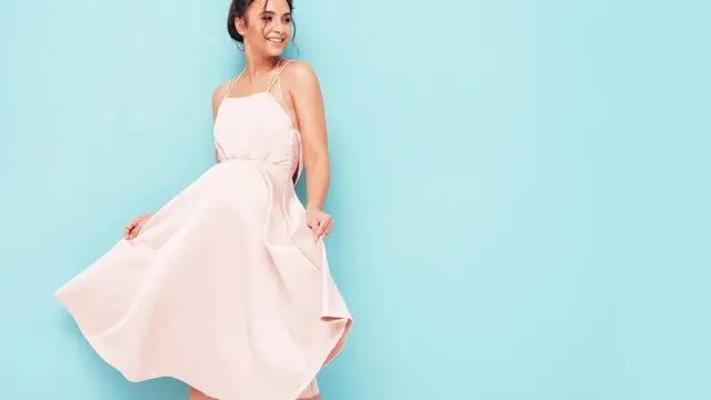 Inspirasi Girly Makeup Look dan Outfit Pink untuk Valentine’s Day (Foto/Sumber: Freepik)