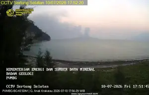 Anak Krakatau Empat Kali Erupsi Hari Ini, Letusan Tertinggi 250 Meter