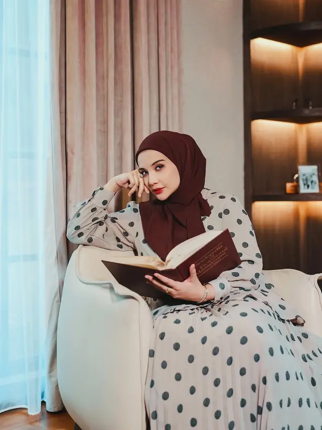 Potret Zaskia Sungkar Selama Kehamilan Anak Kedua