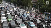 Kemenhub Harus Segera Terapkan Aturan Taksi Online