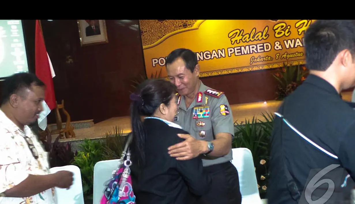 Sutarman menyatakan permintaan maafnya di hadapan para wartawan serta pemimpin redaksi dari sejumlah media massa cetak maupun elektronik, Jakarta, Jumat (8/8/2014) (Liputan6.com/Faizal Fanani)