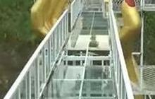Fakta Terbaru Pecahnya Jembatan Kaca di Banyumas, Belum Pernah Ada Uji Kelayakan hingga Tebal Kaca hanya 1,2 cm